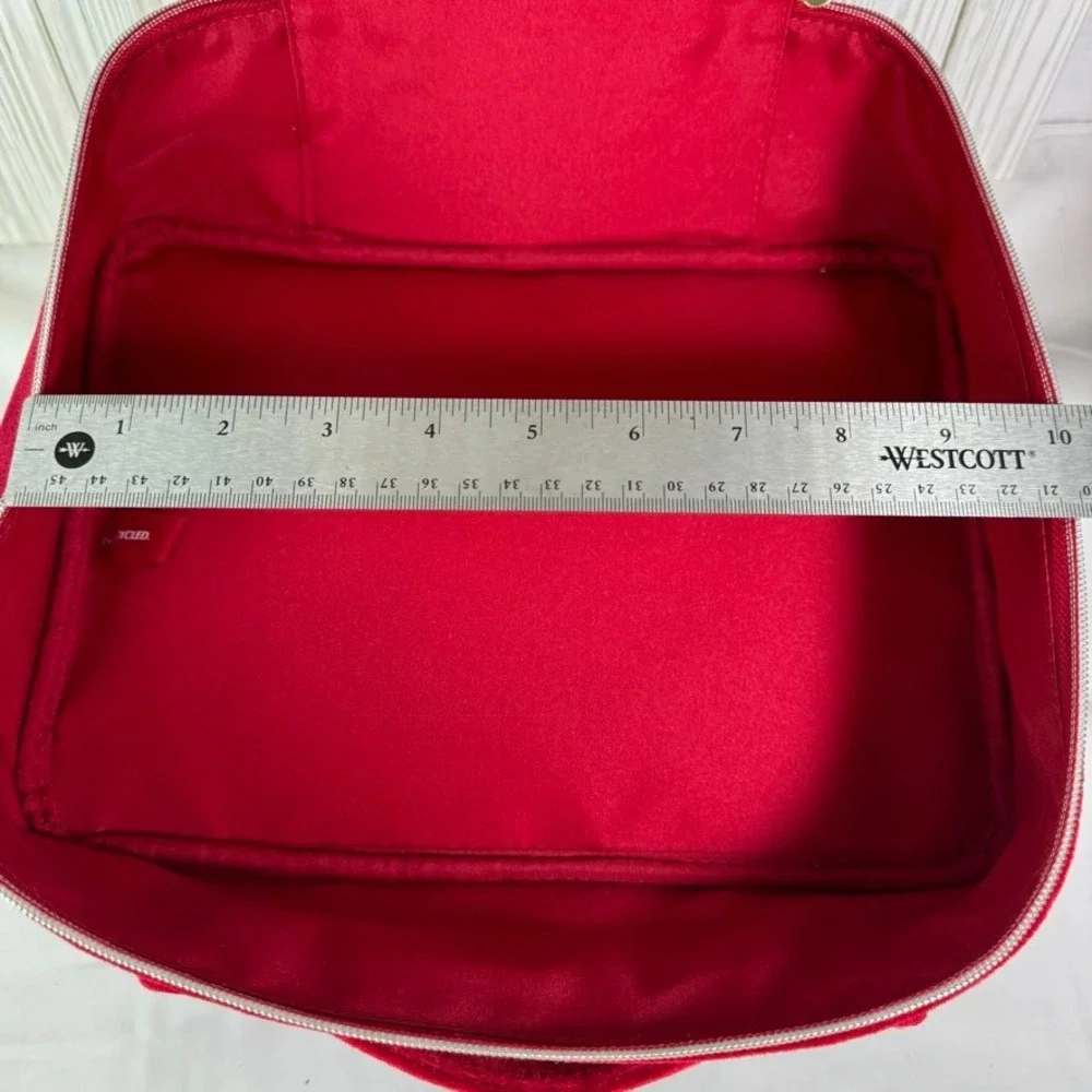 Estee Lauder Red Velvet Star‎ Quilted Train Case Cosmetic Makeup Travel Bag Gold